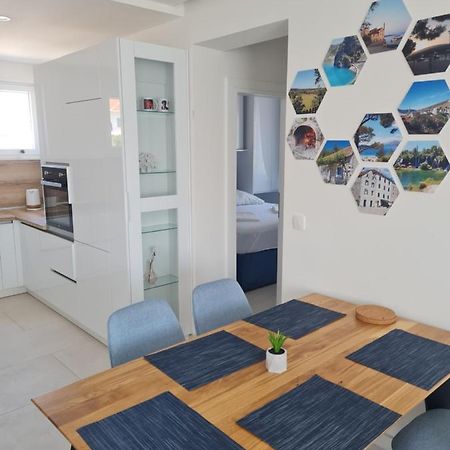 Holiday Apartment Marijana Kaštela Eksteriør bilde