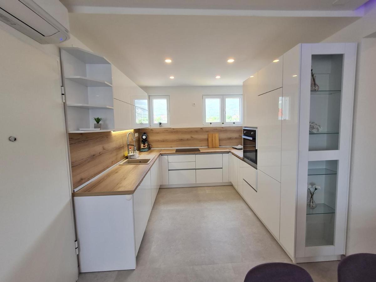 Holiday Apartment Marijana Kaštela Eksteriør bilde